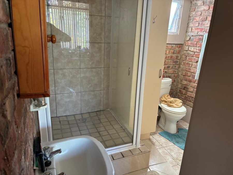 7 Bedroom Property for Sale in Heather Park Western Cape